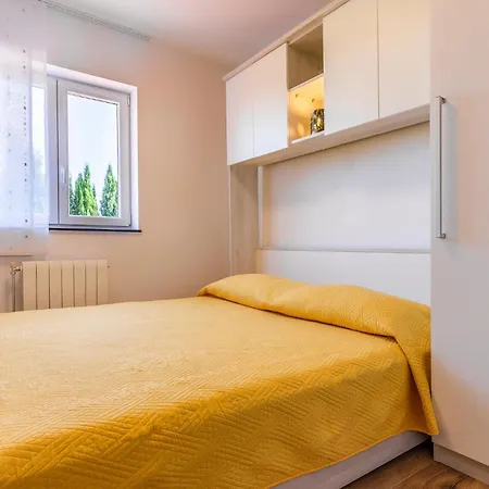 Three-bedroom In Apartmán *