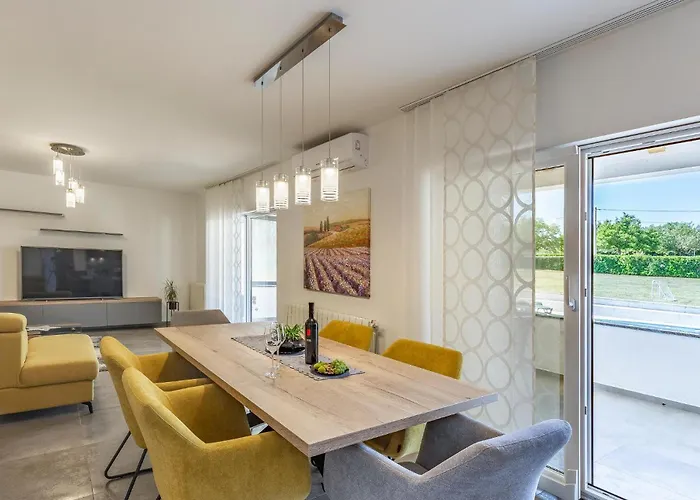 Appartement Three-bedroom In Barban