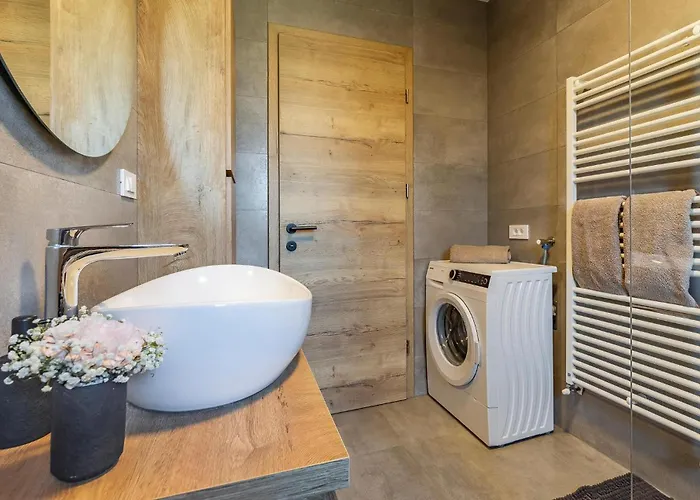 Appartement Three-bedroom In