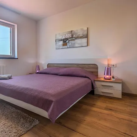 Apartman Three-bedroom In