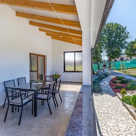 Apartman Three-bedroom In